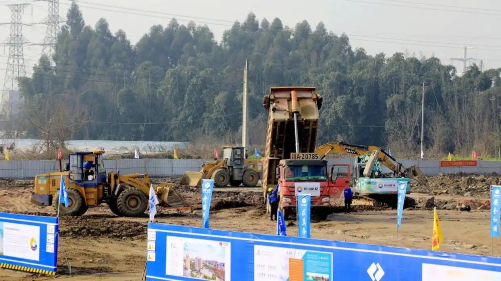 每年新增6000万度电！新津“大充电宝”5月底投运(图1)